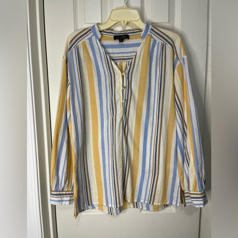 Suzanne Betro Lightweight Ivory Stripe Coastal Popover Top size Medium